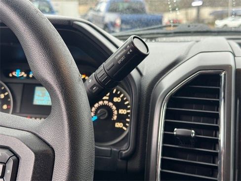 Used 2016 Ford F150 XLT image 20