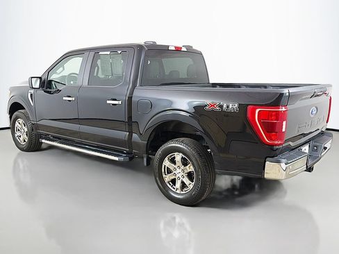 Used 2022 Ford F150 XLT w/ XTR Package AWD/4WD image 8