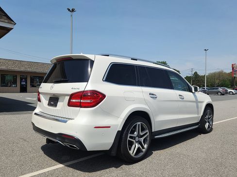 Used 2017 Mercedes-Benz GLS 550 4MATIC image 4