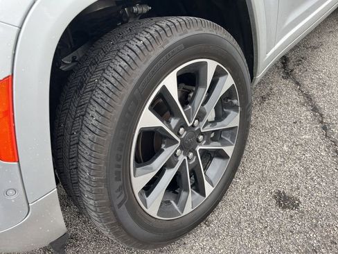 Used 2022 Jeep Grand Cherokee Overland image 39