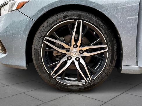 Used 2022 Honda Accord Touring image 10