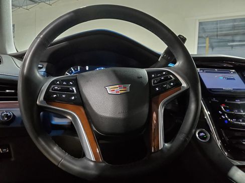 Used 2017 Cadillac Escalade Premium Luxury AWD/4WD image 28