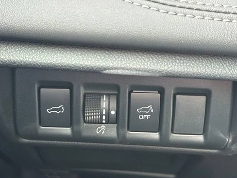 Certified 2025 Subaru Outback Limited AWD/4WD image 19