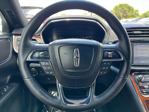 Used 2020 Lincoln Continental w/ Equipment Group 500A FWD image 28