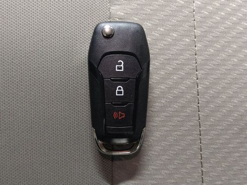 Used 2021 Ford EcoSport S image 32