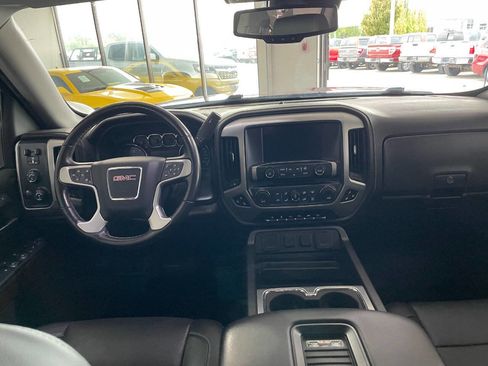 Used 2018 GMC Sierra 1500 SLT image 24