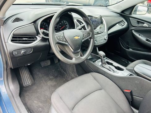Used 2024 Chevrolet Malibu LT FWD image 11