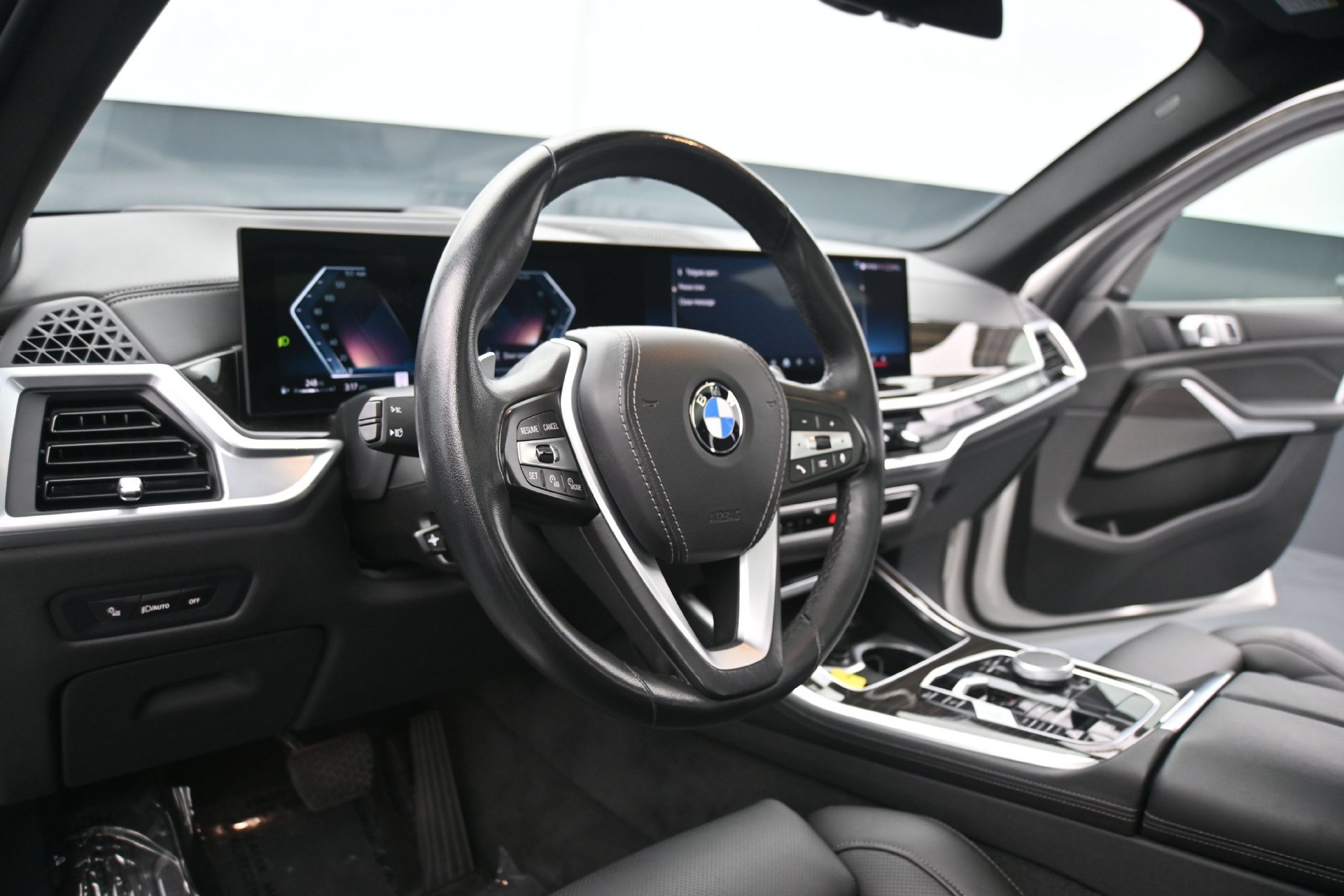 Used 2024 BMW X5 xDrive40i AWD/4WD image 22