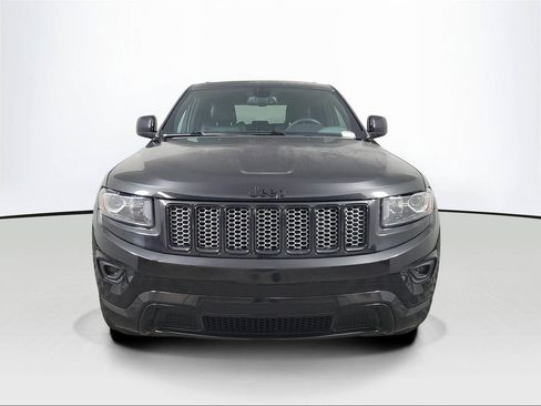 Used 2015 Jeep Grand Cherokee Altitude image 2