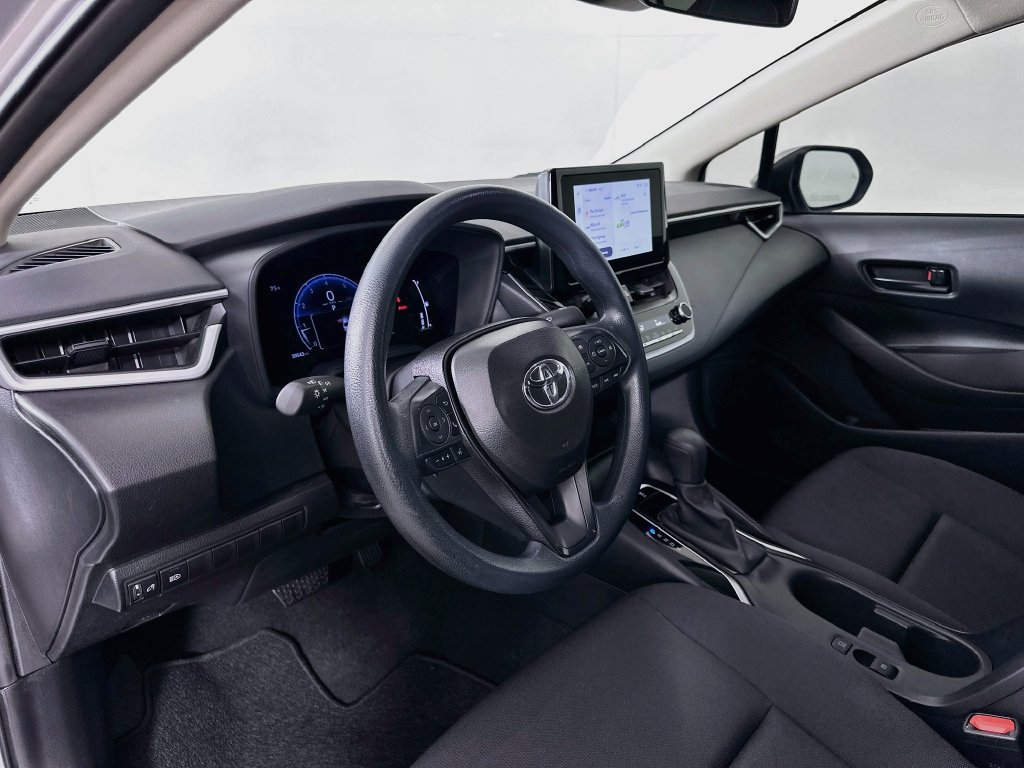 Certified 2026 Toyota Corolla LE FWD image 9