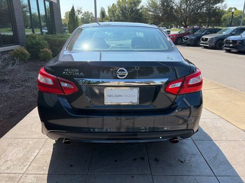 Used 2016 Nissan Altima 2.5 S w/ Power Driver Seat Package FWD image 6