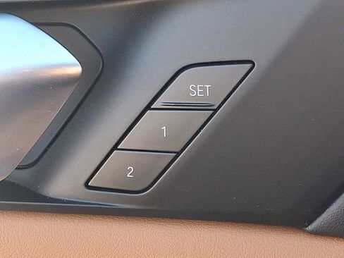 Certified 2025 BMW X5 xDrive40i w/ M Sport Package image 26