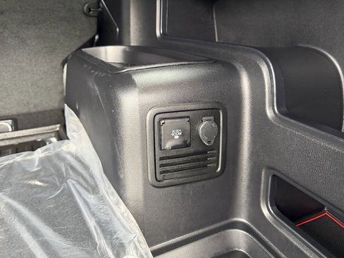 Used 2022 Toyota 4Runner TRD Off-Road Premium image 11