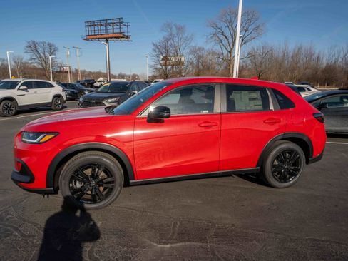 New 2026 Honda HR-V Sport image 3
