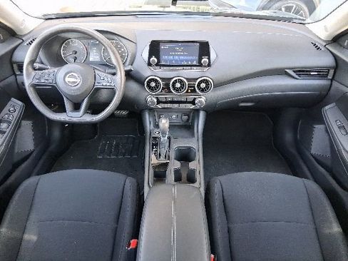 Used 2025 Nissan Sentra S FWD image 9