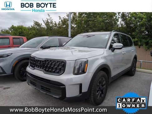 Used 2025 Kia Telluride AWD image 1