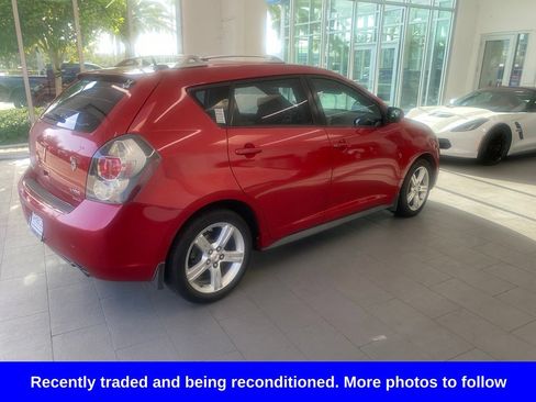 Used 2009 Pontiac Vibe w/ Preferred Package FWD image 4