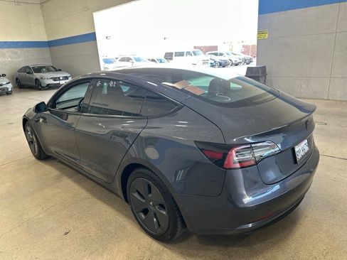 Used 2021 Tesla Model 3 Standard Range Plus RWD image 10