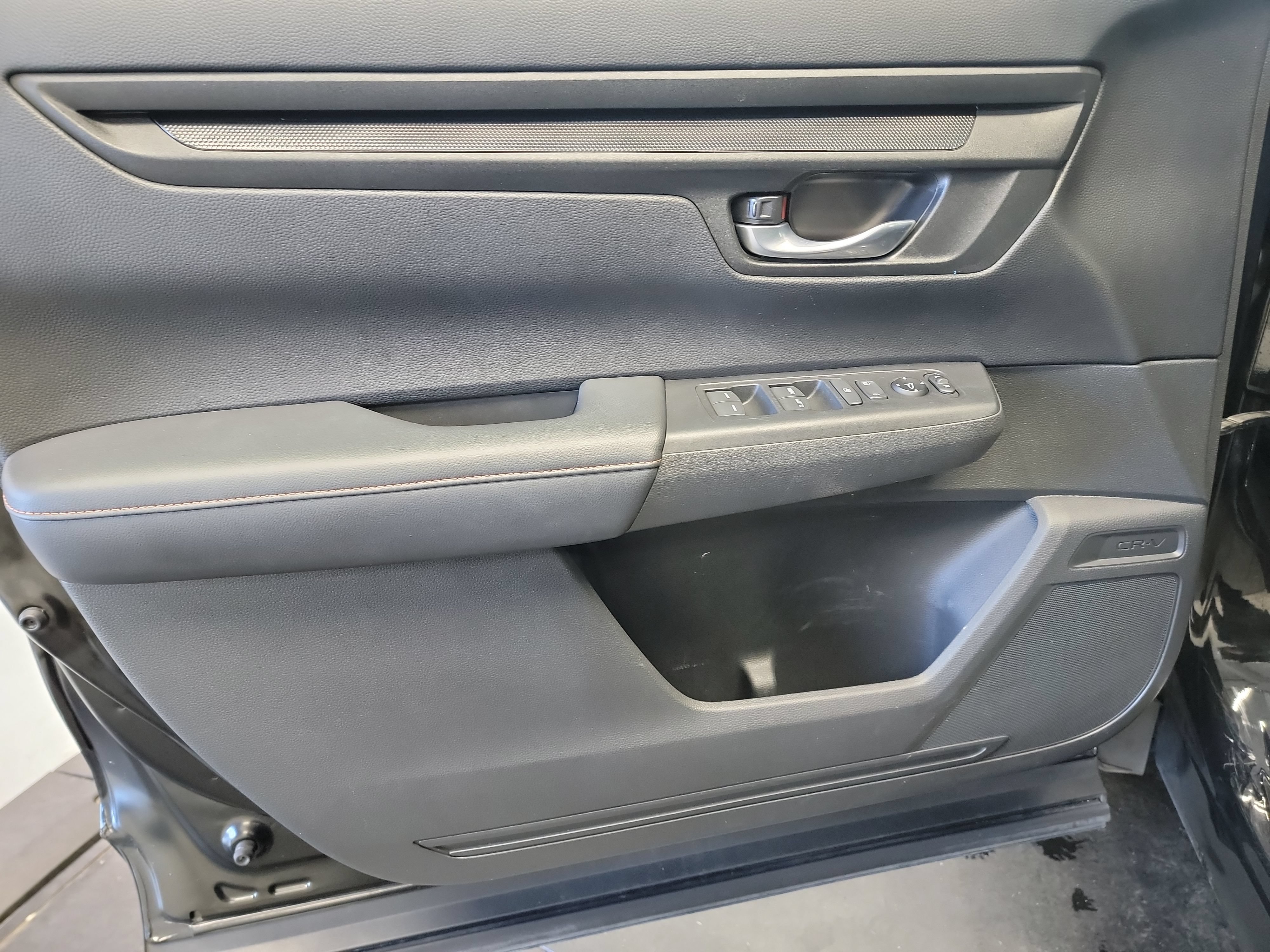 Used 2023 Honda CR-V Sport image 13