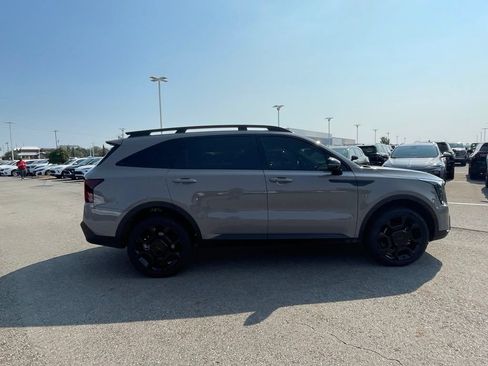 Used 2025 Kia Sorento X-Line EX AWD/4WD image 8
