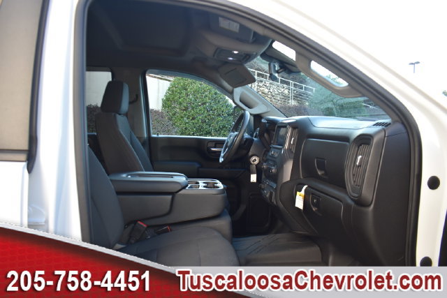 Used 2021 Chevrolet Silverado 2500 Custom w/ Custom Value Package AWD/4WD image 23