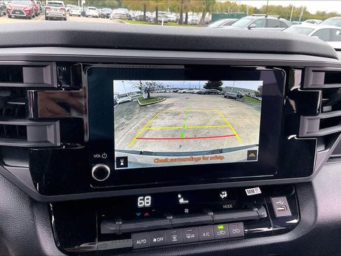 Used 2025 Toyota Tundra SR image 40