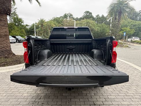 Used 2024 Chevrolet Silverado 1500 RST image 17