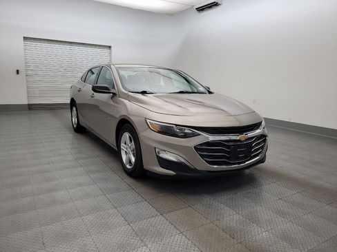 Used 2024 Chevrolet Malibu LS FWD image 13