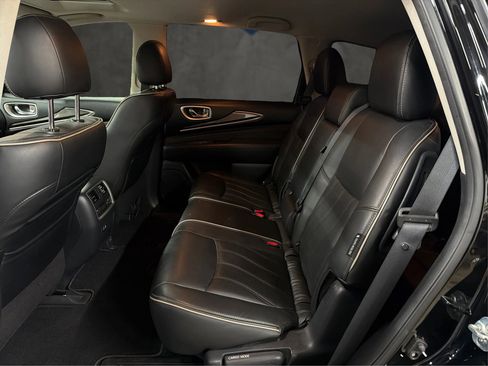 Used 2019 INFINITI QX60 Luxe w/ Essential Package image 34