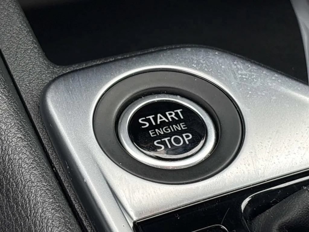 Used 2025 Nissan Sentra SV w/ All-Weather Package FWD image 35
