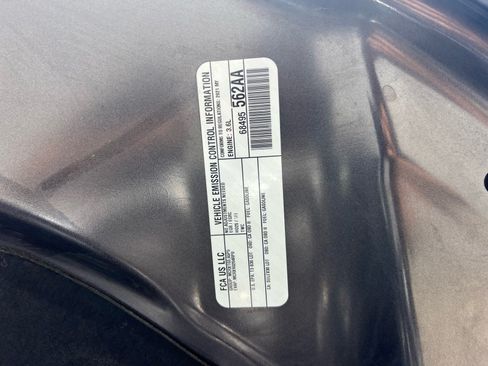 Used 2021 Jeep Grand Cherokee Laredo RWD image 37