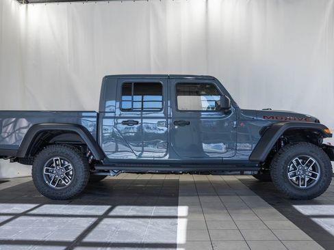 New 2026 Jeep Gladiator Mojave image 3