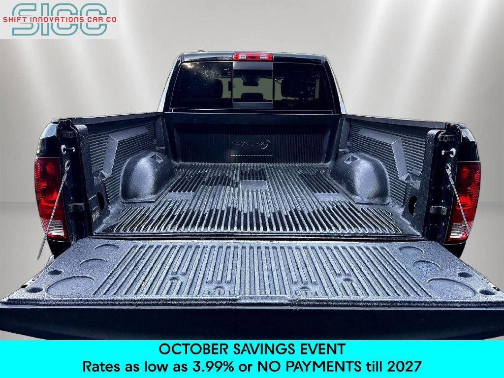 Used 2019 RAM 1500 Classic SLT RWD image 9
