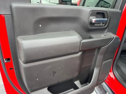 Used 2020 Chevrolet Silverado 2500 Custom w/ Custom Value Package image 21