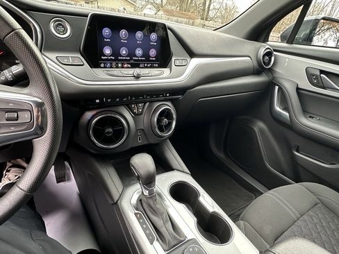 Used 2022 Chevrolet Blazer LT image 35