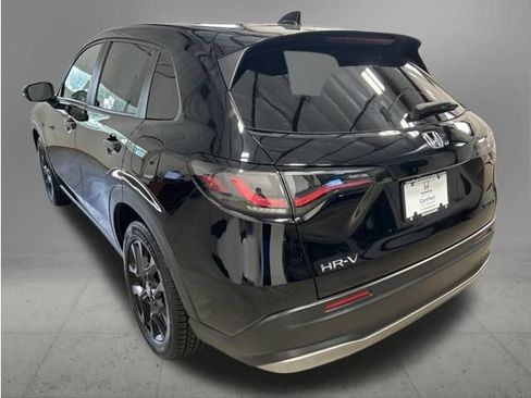 Certified 2024 Honda HR-V Sport image 4