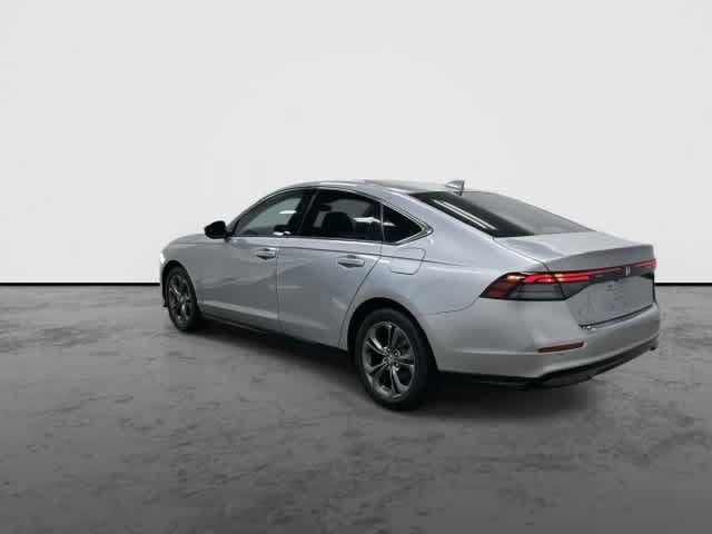 Used 2023 Honda Accord EX-L image 9