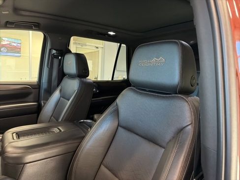 Used 2022 Chevrolet Tahoe High Country image 18