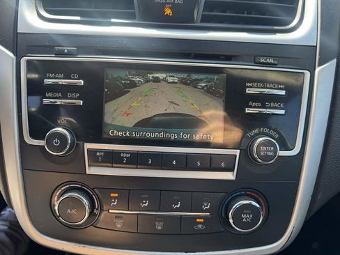 Used 2016 Nissan Altima 2.5 SR image 18