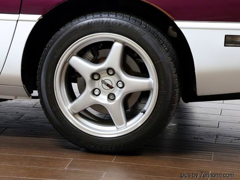 Used 1995 Chevrolet Corvette Convertible RWD image 30