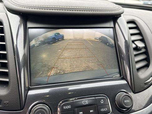 Used 2019 Chevrolet Impala LT image 21