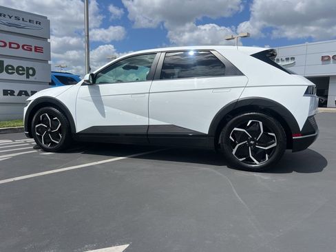 Used 2024 Hyundai Ioniq 5 SE RWD image 20