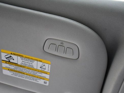 Used 2025 Ford Expedition Platinum AWD/4WD image 37
