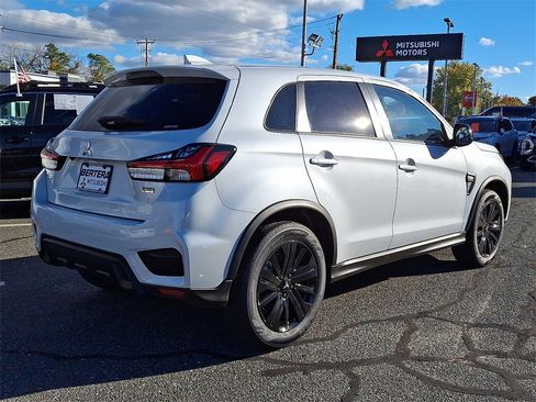 New 2025 Mitsubishi Outlander Sport LE image 4