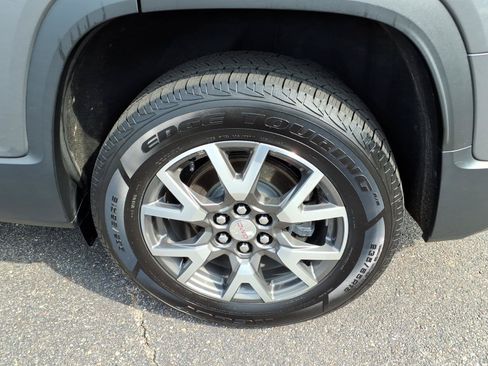 Used 2020 GMC Acadia SLE w/ Driver Convenience Package AWD/4WD image 13