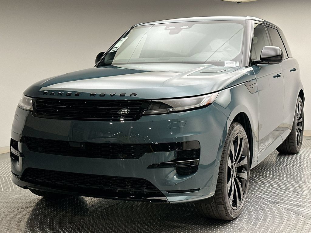 New 2027 Land Rover Range Rover Sport Dynamic SE AWD/4WD image 1