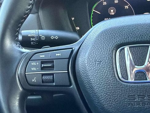 Used 2024 Honda Accord Sport image 11