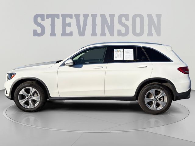 Used 2018 Mercedes-Benz GLC 300 4MATIC image 2