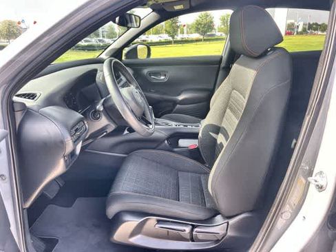 Certified 2024 Honda HR-V Sport image 11