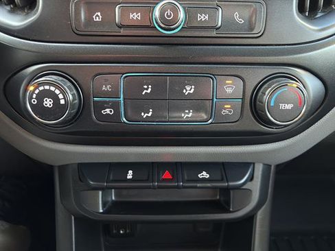 Used 2021 Chevrolet Colorado W/T w/ WT Convenience Package image 20